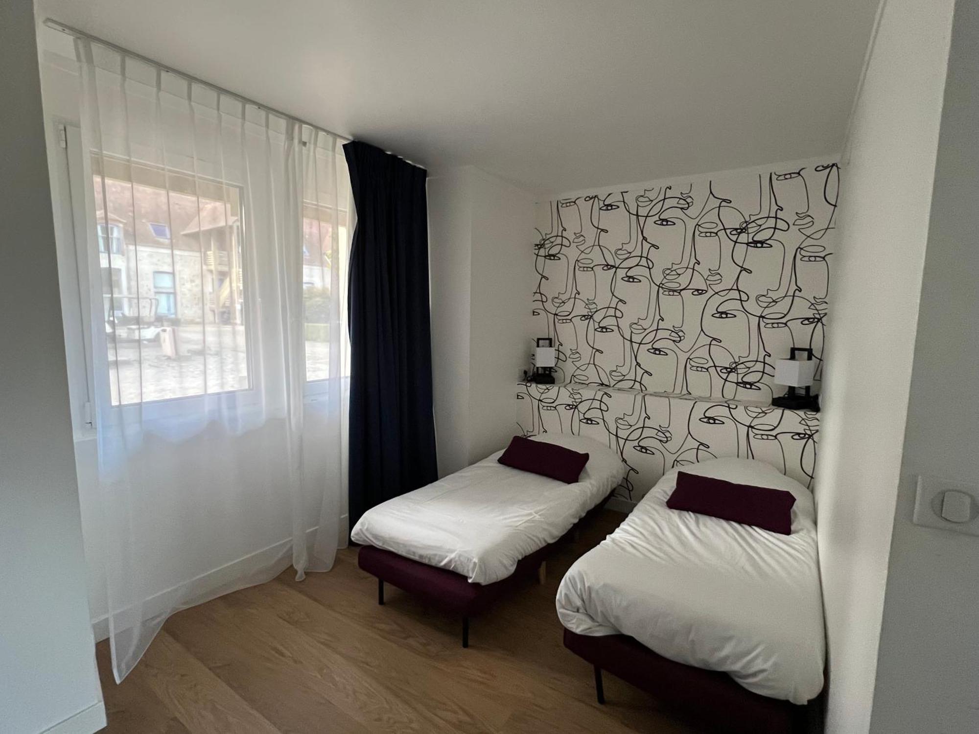 Hotel Abbaye Du Golf De Lesigny Buitenkant foto