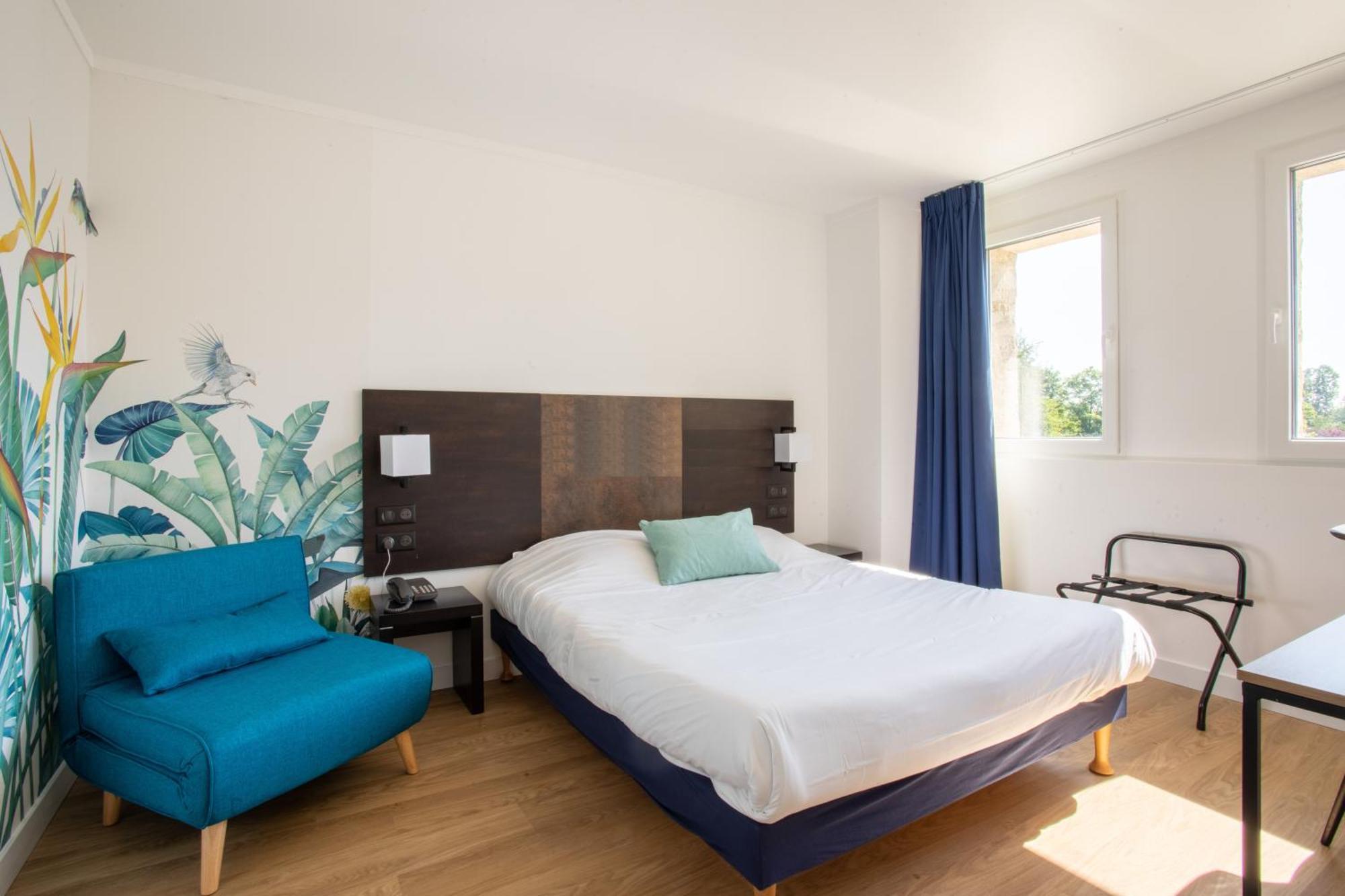 Hotel Abbaye Du Golf De Lesigny Buitenkant foto